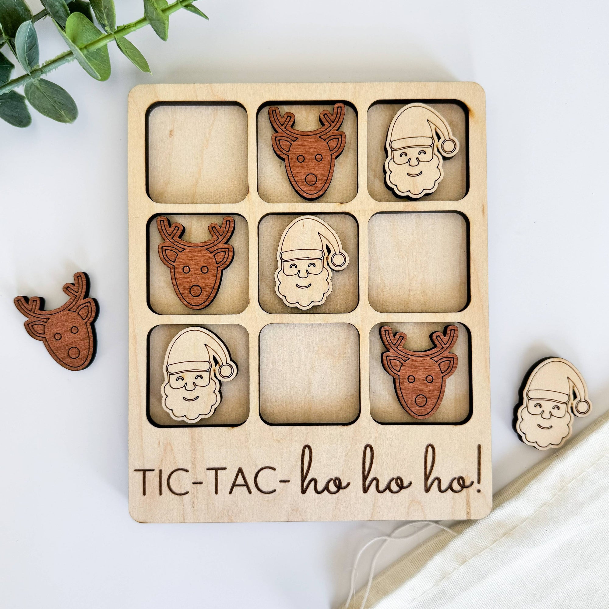 Christmas Tic-Tac-Toe Game Set games Birch House Living | Timeless Wooden Games